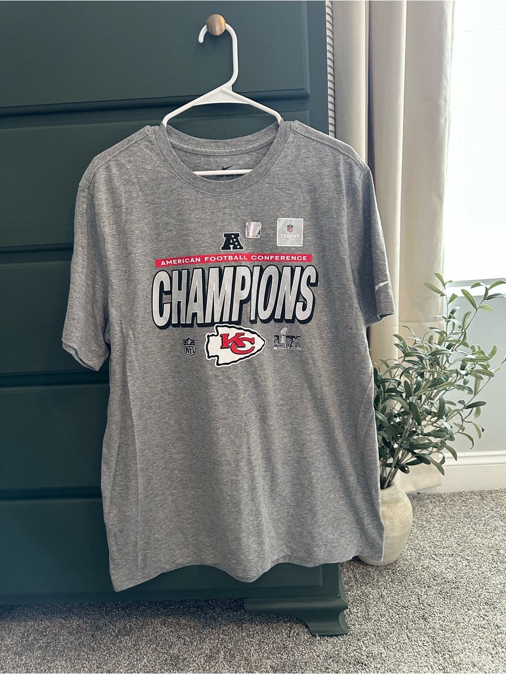 Nike Kansas City Chiefs AFC Champions Tee NWOT